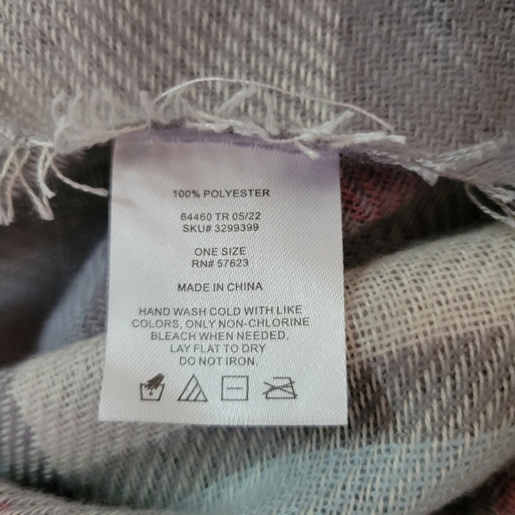 Pastel plaid scarf, 60" large shawl style with fringe - Picture 8 of 8